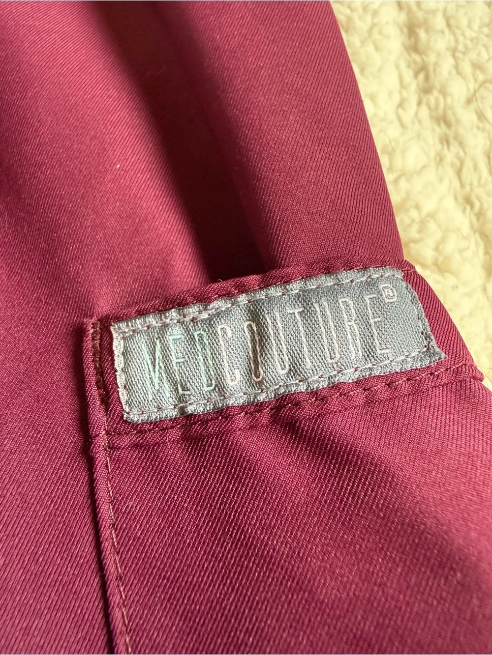 Med Couture Insight Zipper Pant Straight Leg Burgundy Wine Scrubs XS Petite - Picture 11 of 12